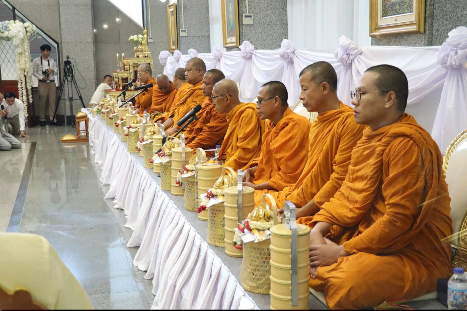 title - ศูนย์ส่งเสริมและพัฒนาอาชีพเสริมนอกภาคการเกษตร โดย สำนักงานการปฏิรูปที่ดินเพื่อเกษตรกรรม จัดโครงการพัฒนาบุคลากรเพื่อเพิ่มประสิทธิภาพการดำเนินงานด้านศิลปหัตถกรรม กิจกรรมไหว้ครูช่าง ณ ชั้น 2 อาคารพระมิ่งขวัญ ศูนย์ส่งเสริมและพัฒนาอาชีพเสริมนอกภาคการเกษตร (ศูนย์ศิลปาชีพบางไทรฯ (เดิม))